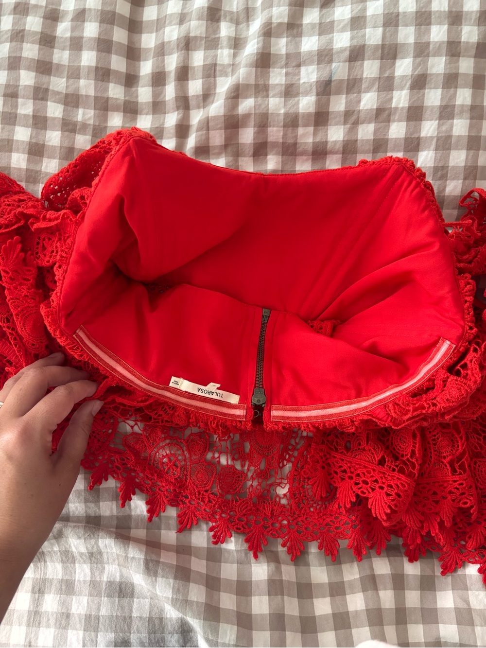 Tularosa | Amelia cropped red lace top - Picture 8 of 8